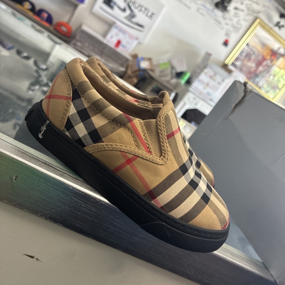 Burberry Kids Canvas Slip On Loafer Shoes Beige Check EU 27 US 10.5